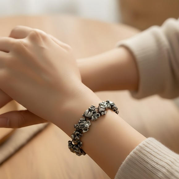 Silver Toned Metal Elephant Bracelet - Picture 2 of 6